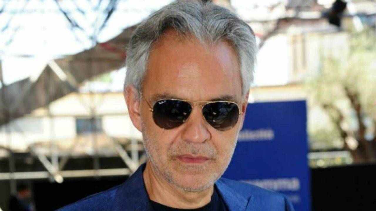 andrea bocelli abbraccia bebe vio-arlex.it