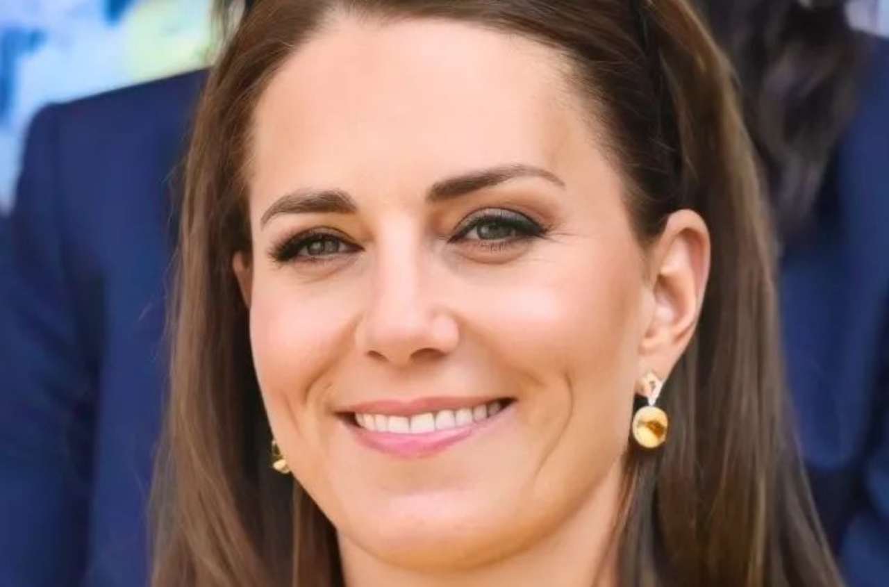 Kate Middleton look incoronazione 