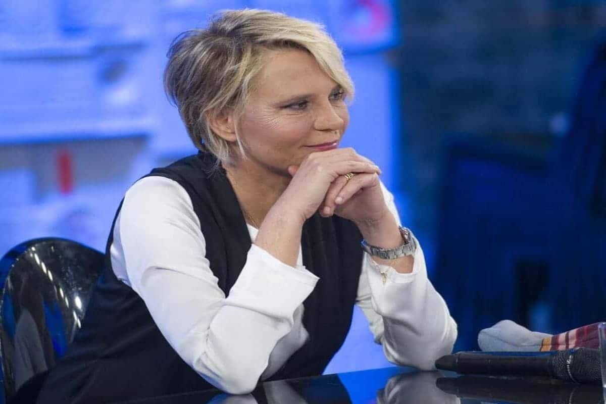 critiche a maria de filippi