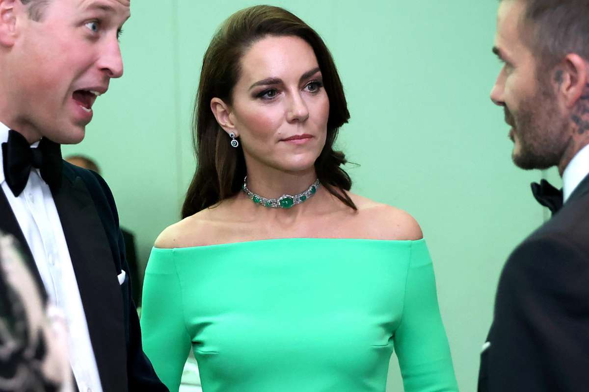 kate middleton pugnalata alle spalle