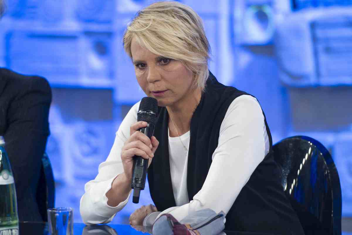 La minaccia a Maria De Filippi 